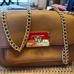 Michael kors crossbody